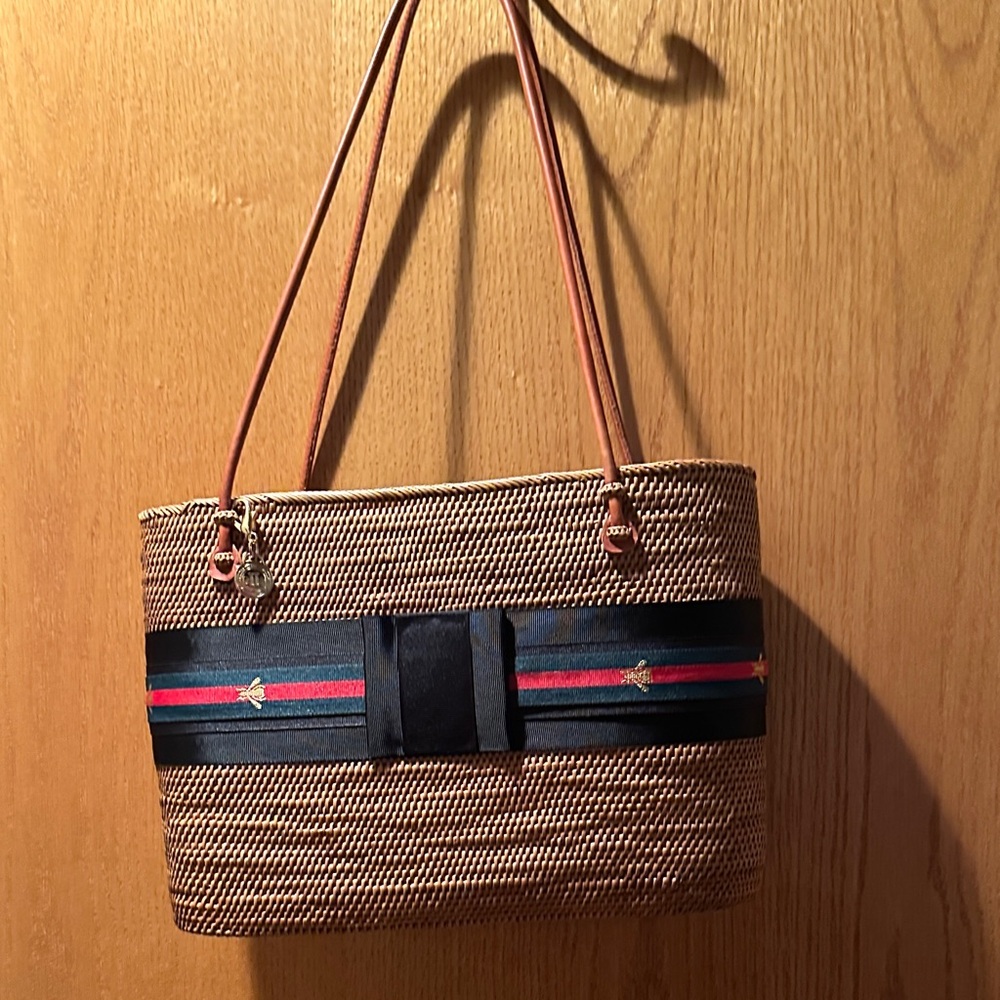 Elegant Tan Woven Tote with Gold Bee Detail - Picture 2 of 6